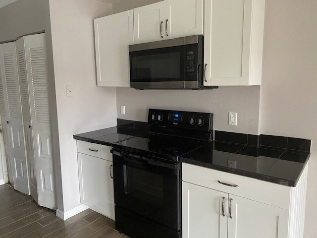 Foto principal - 5791 Doris Ct