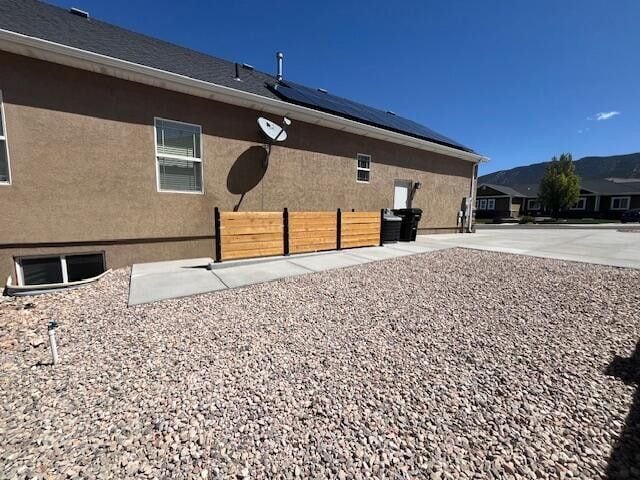 Building Photo - Charming downstairs apartment in Cedar Cit...