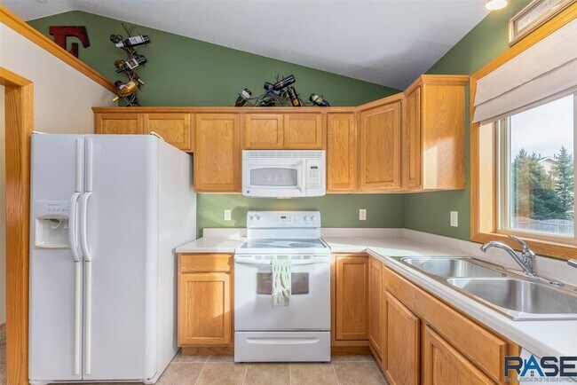 Building Photo - 7460 W Legacy Ct