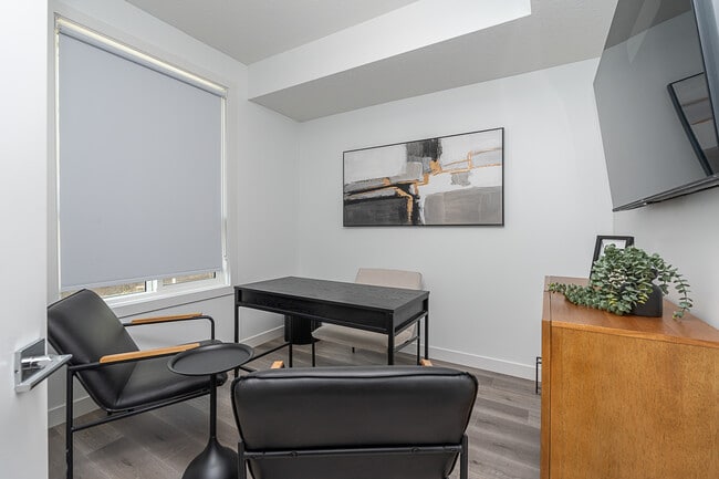 Building Photo - Urban Flats