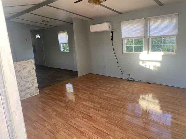 Building Photo - 13190 Hoosier Dr