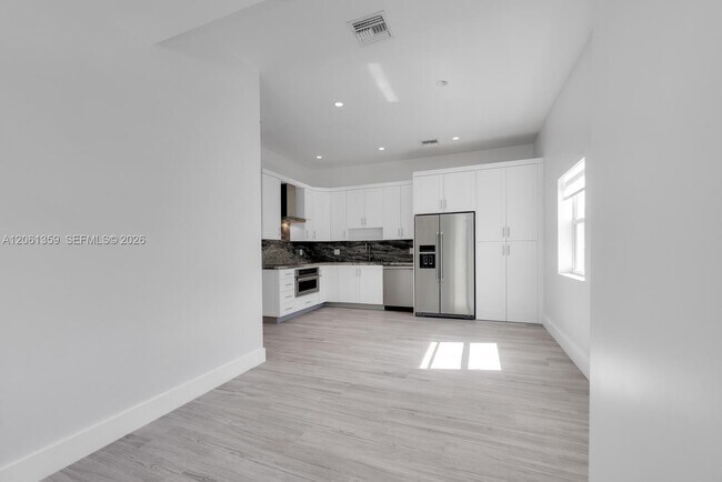 Foto del edificio - 2426 SW 25th St