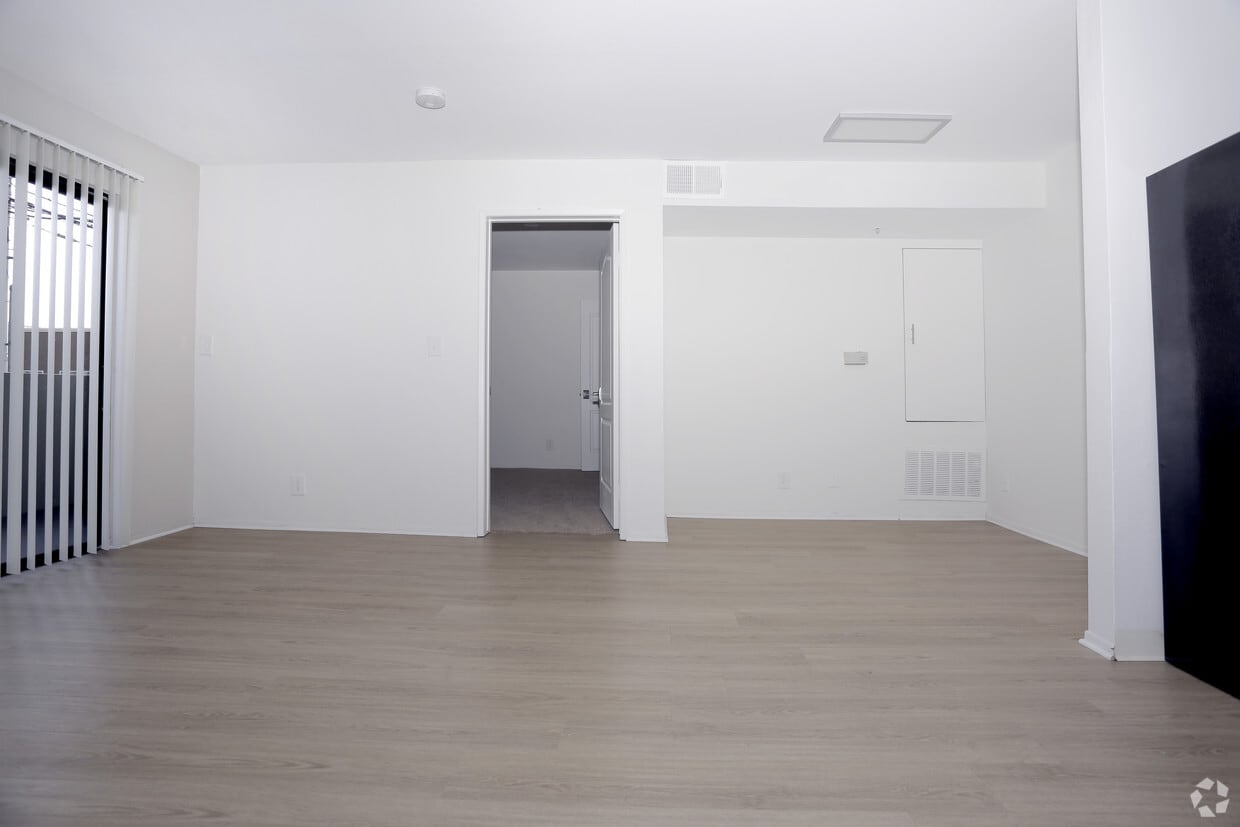 Babylon Apartments Apartments in Los Angeles, CA Westside Rentals