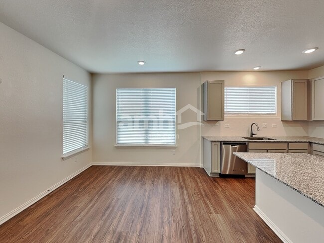 Building Photo - 2715 Spencebrook