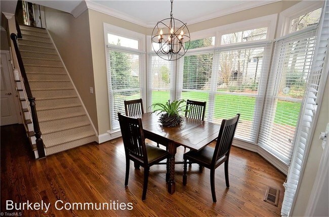 Foto del edificio - 4 br, 3.5 bath House - 22 Rosebay Lane (L)
