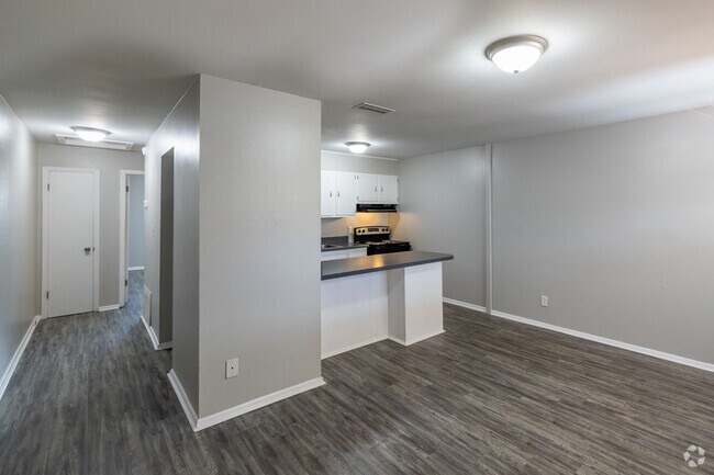 1 habitación, 1 baño - 800 pies cuadrados - #206 - Cocina - Brookley Apartments