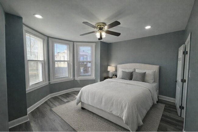 Photo - 1611 S Yewdall St House