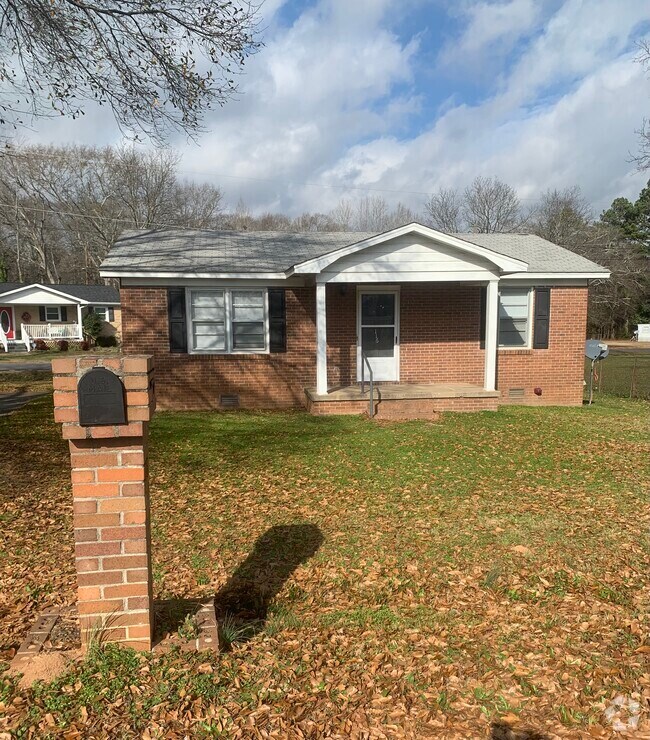 Apartments For Rent in Williamston, SC with Washer & Dryer 1 Rentals