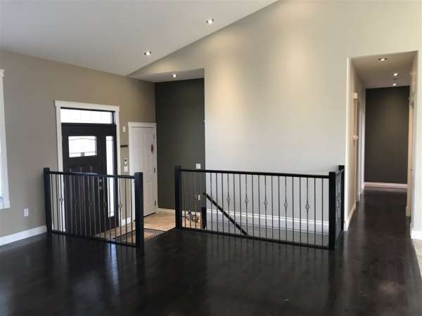 Photo du bâtiment - 10704-10109 109 St