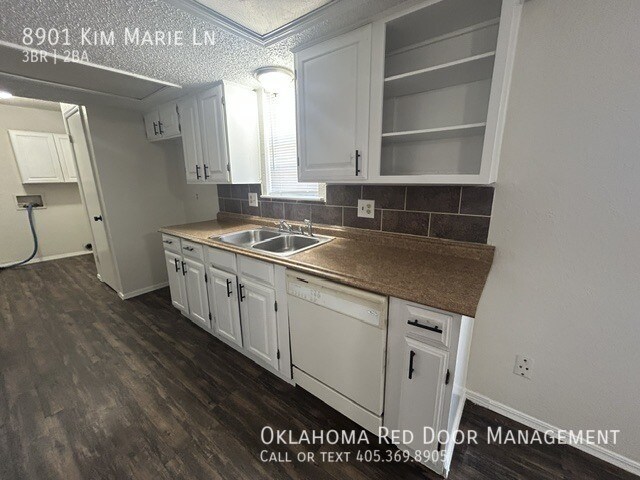 Building Photo - 8901 Kim Marie Ln