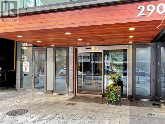 Photo du bâtiment - 290 Adelaide St W