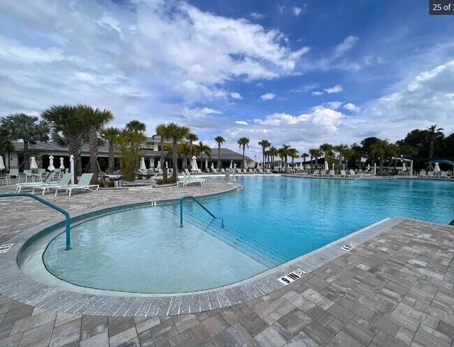 Foto del edificio - 6449 Shimmering Shrs Ln