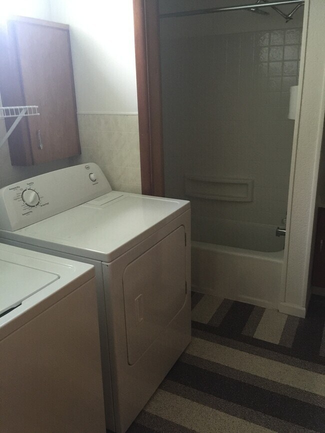 Foto del edificio - 303 Duplex