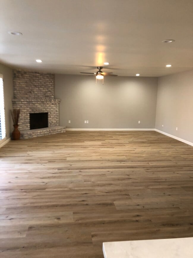 Living Room - 1222 S Spruce St