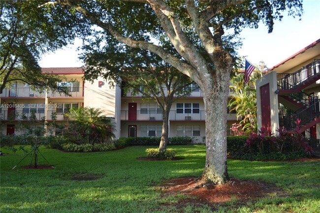 Building Photo - 13350 SW 1st St