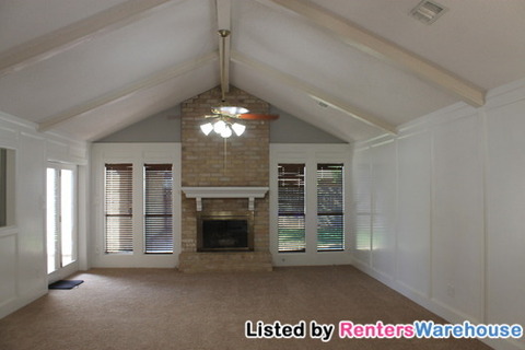 Building Photo - 20330 Kingsland Blvd