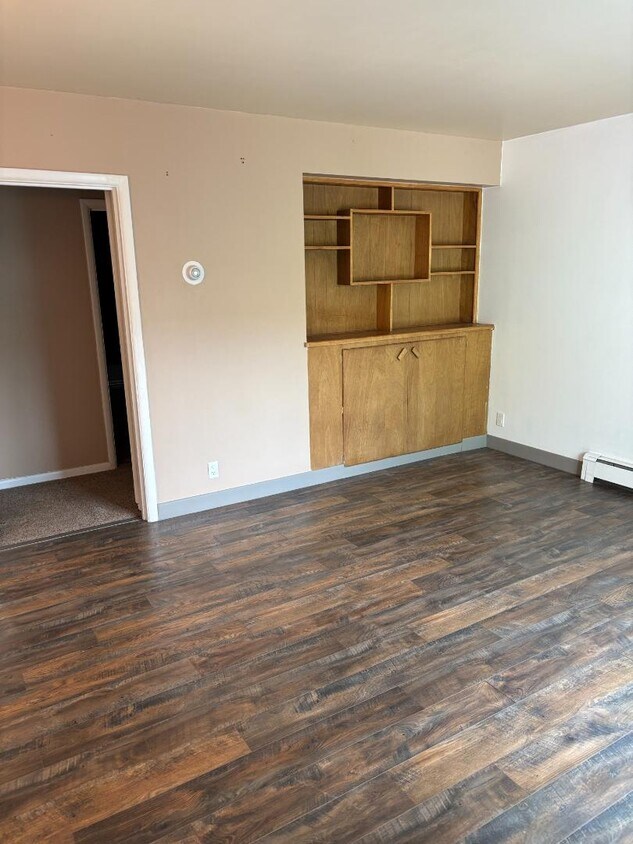 Foto principal - 810 Cedar Ave