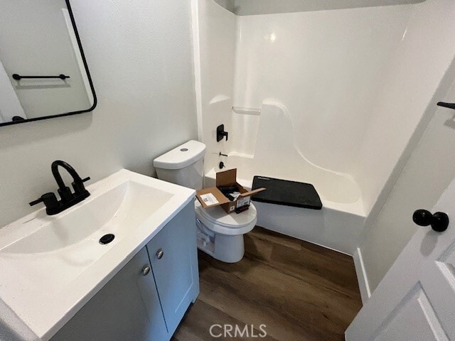 Building Photo - 1004 S Riverside Ave