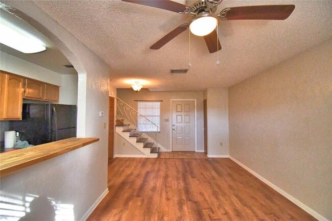 Building Photo - 751 Rebecca St