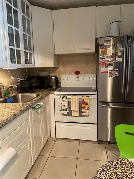 Foto del edificio - 161 Ventnor Dr