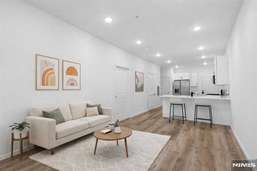 Photo - 51 E Main Street Unit 210