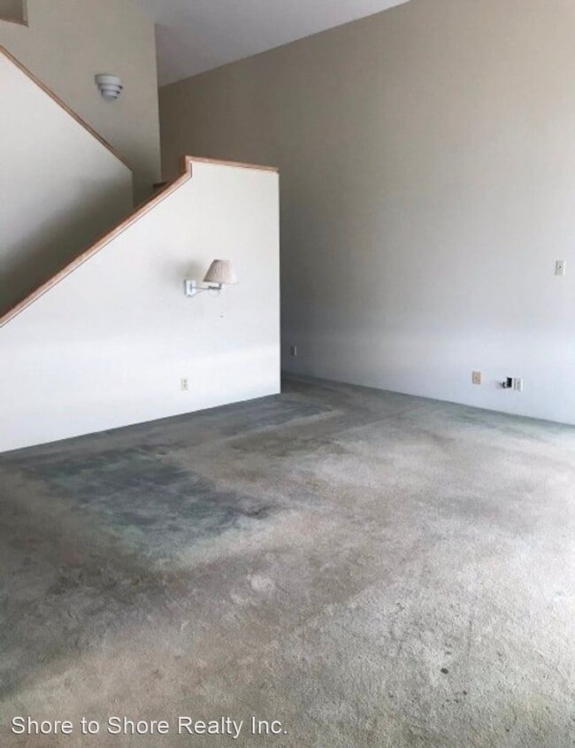 Building Photo - 3 br, 3 bath House - 730 Kumukahi St