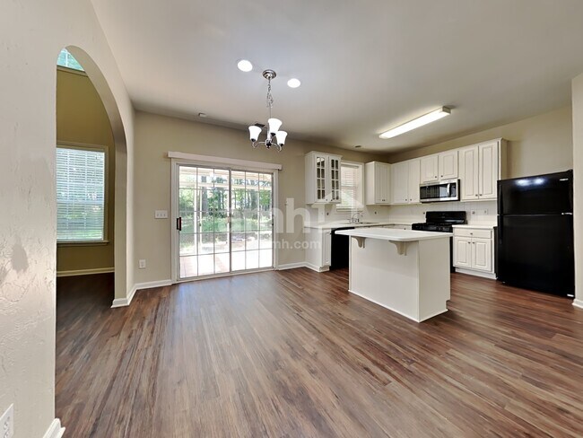 Building Photo - 4649 Howell Farms Dr NW