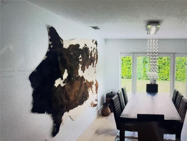 Foto del edificio - 10900 SW 107th Ave