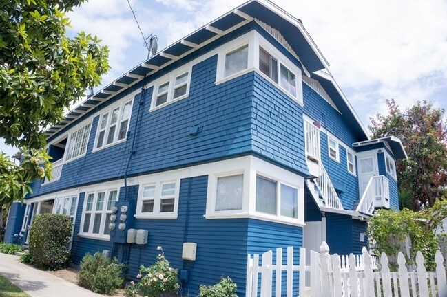 Building Photo - 501-503 S Pacific Coast Hwy