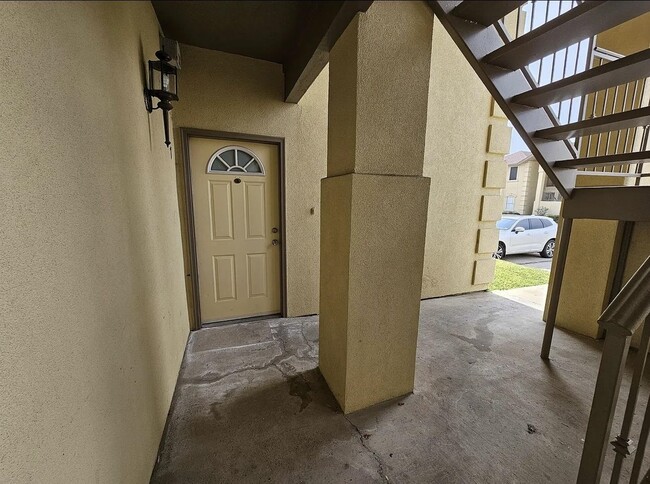 Building Photo - 9804 Cantera Ct