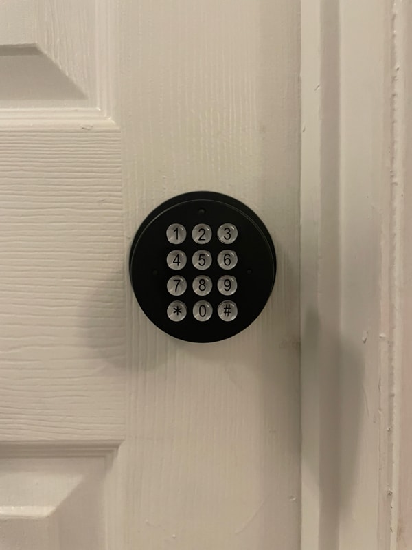 Building Photo - 3115 Marshall Dr