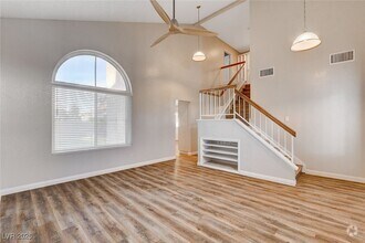 Building Photo - 446 Nettleton Cir