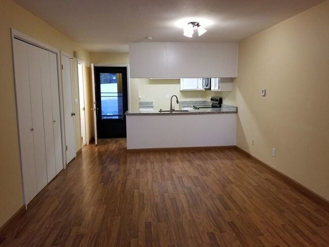 Building Photo - Condo For Rent in Lake Tahoe Nevada