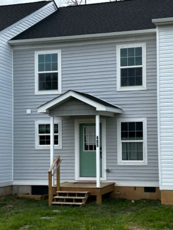 Building Photo - 405 S Magnolia Ave