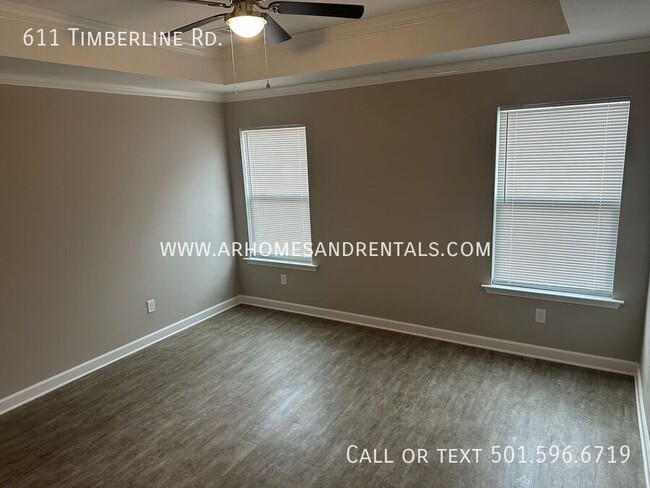 Foto del edificio - 611 Timberline Road | 3 Bedrooms | 2 Bathr...