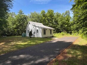 Building Photo - 269 Applebee Rd