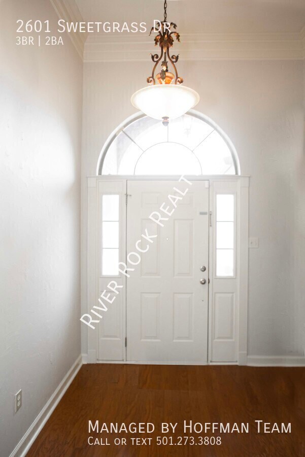 Building Photo - 2601 Sweetgrass Dr