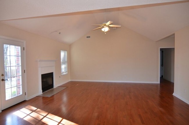 Building Photo - 4507 Country Glen Cir