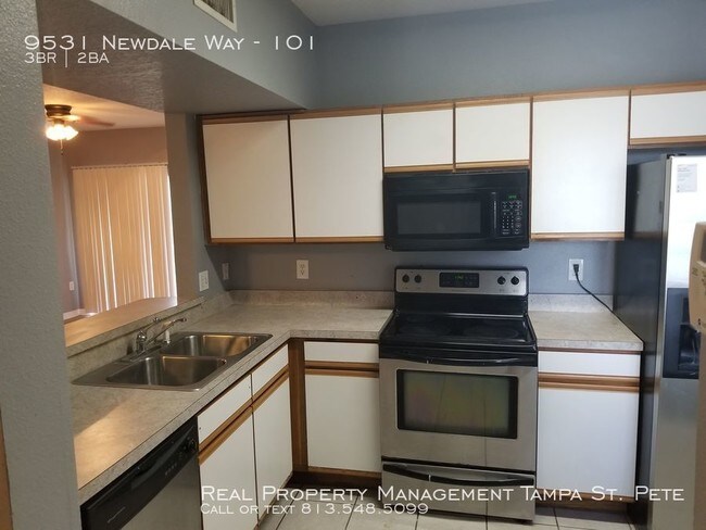 Building Photo - 9531 Newdale Way