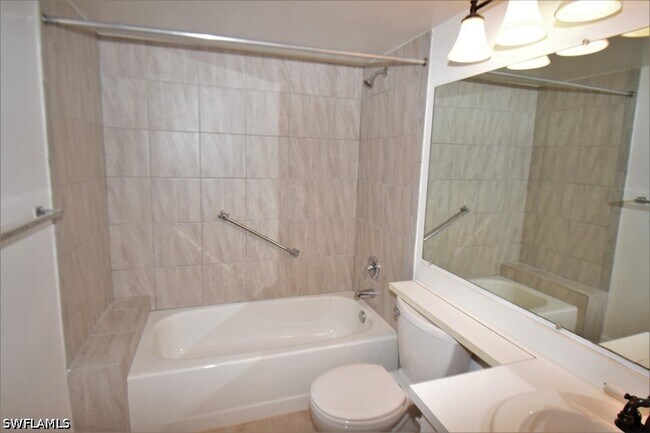 Building Photo - 2173 White Pine Cir