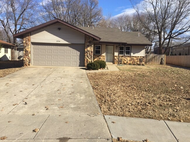 Building Photo - 2936 S Kimbrough Ave