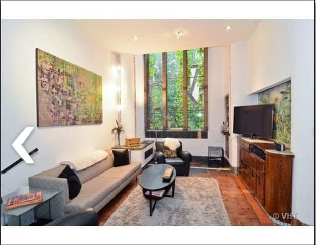Building Photo - 155 W Burton Pl