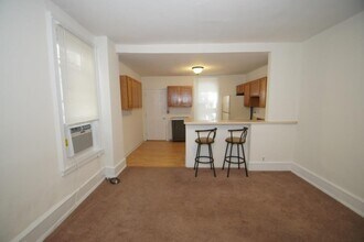 Building Photo - 2634 Poplar St
