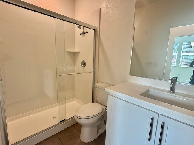 Foto del edificio - GILROY - beautifully maintained two-story home in the desirable gated community of Gilroy