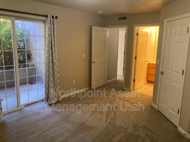 Foto del edificio - 1243 W 1480 N St