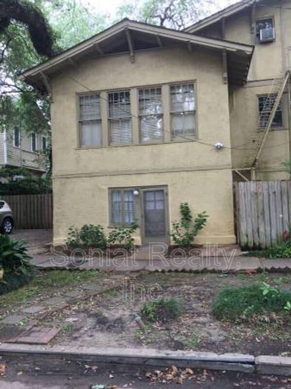 Primary Photo - 7 Allard Blvd