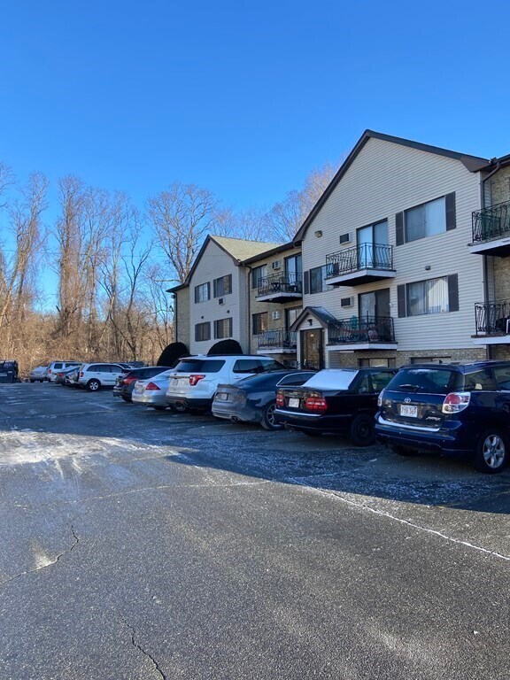 Foto del edificio - 307 Pawtucket Blvd