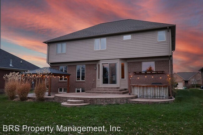 Building Photo - 4 br, 3 bath House - 50249 Aldwych Dr.