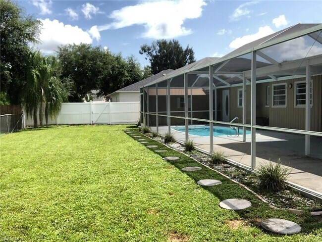 Foto del edificio - 10328 Windley Key Terrace