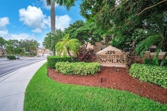 Building Photo - 10112 Royal Palm Blvd